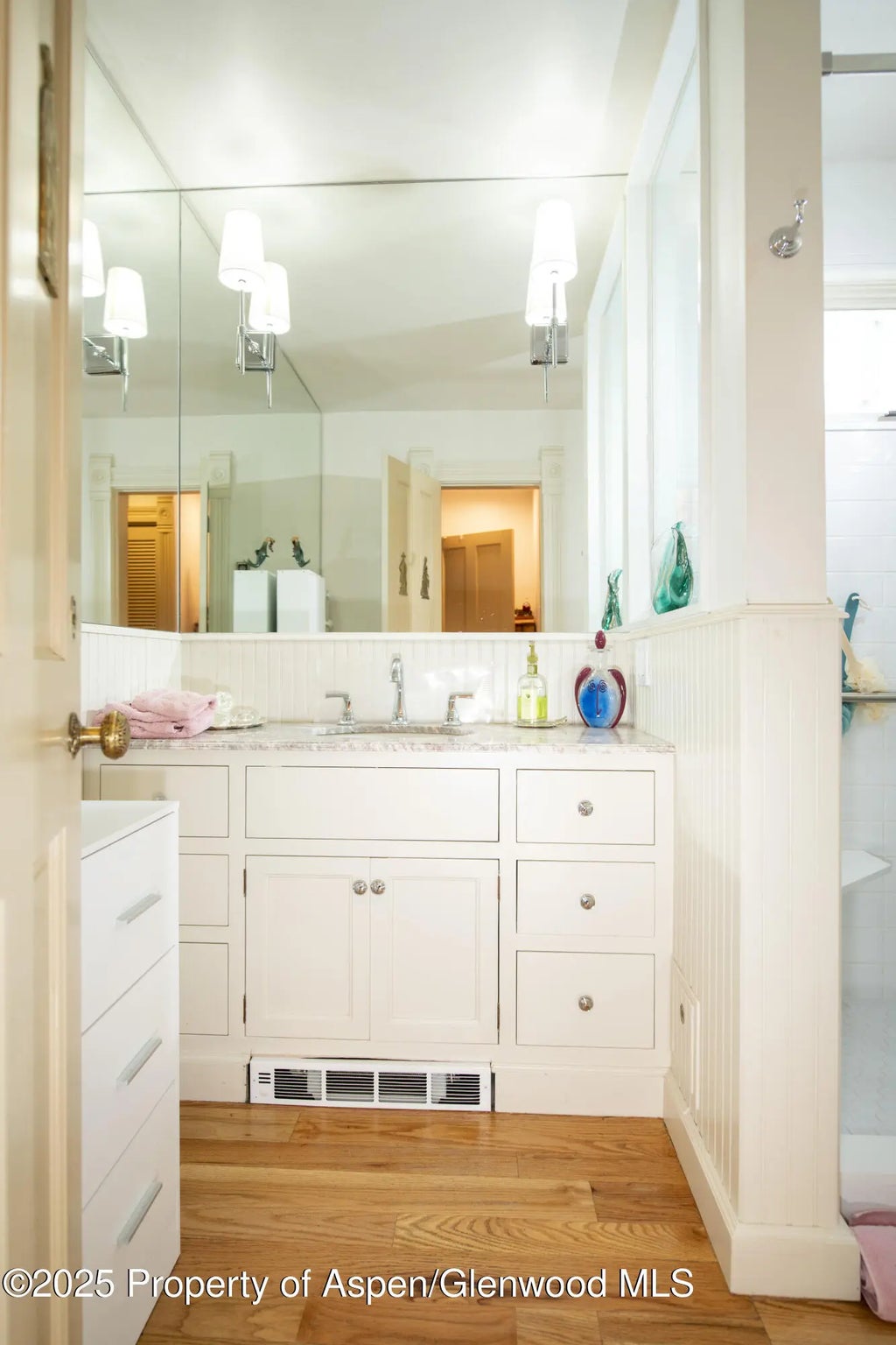 17 of 28 - 715 W Smuggler Street, Aspen, CO