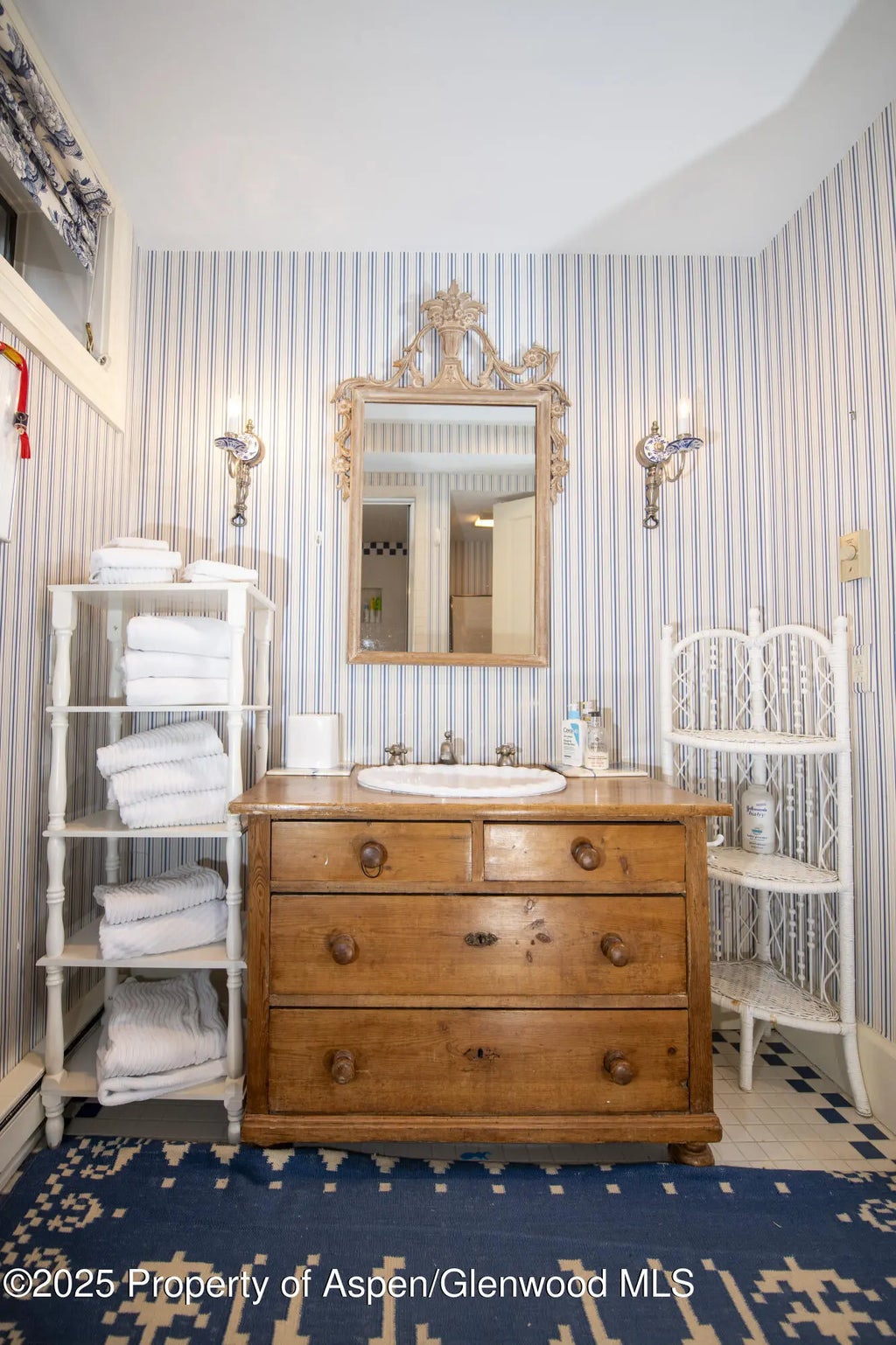 21 of 28 - 715 W Smuggler Street, Aspen, CO