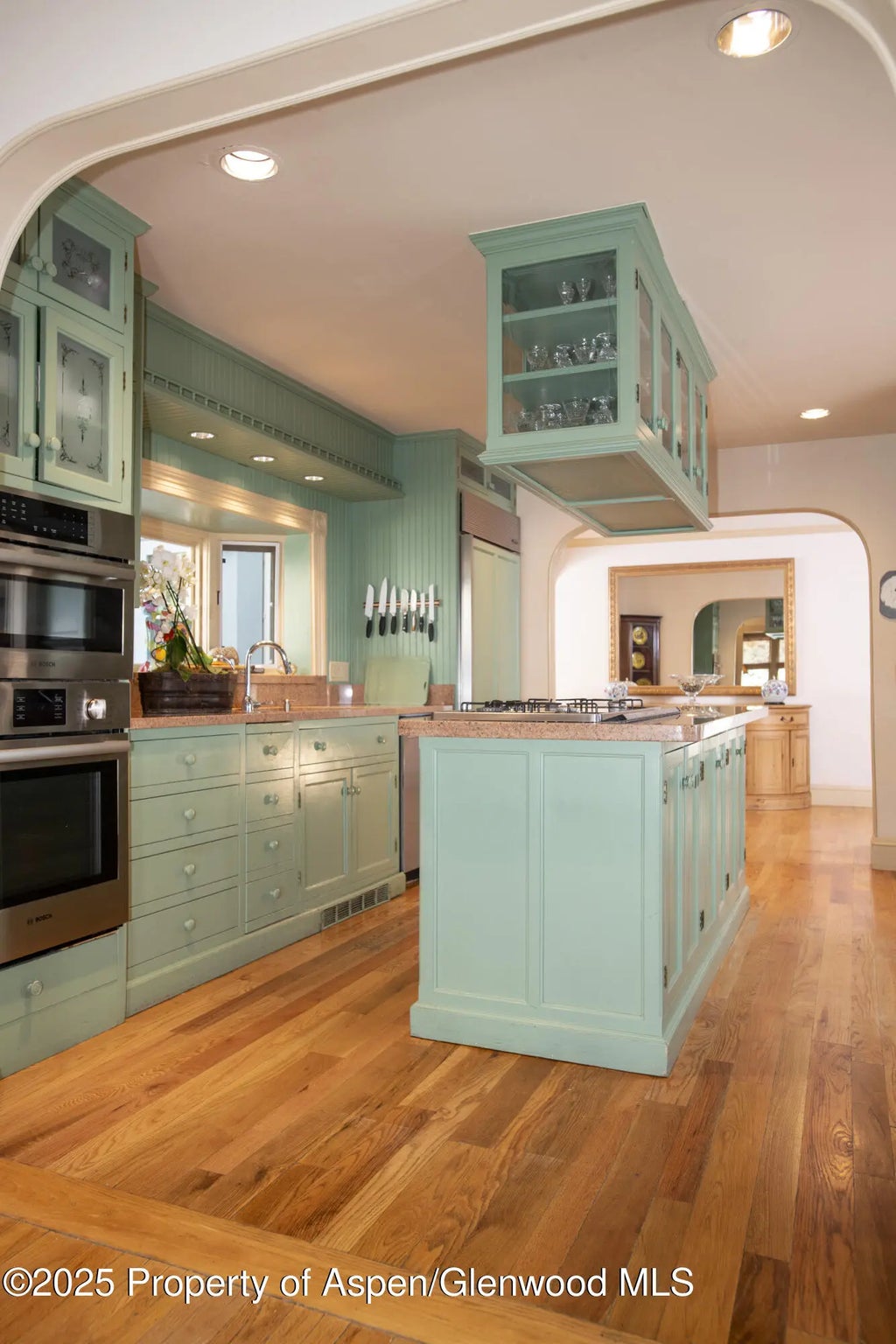 6 of 28 - 715 W Smuggler Street, Aspen, CO