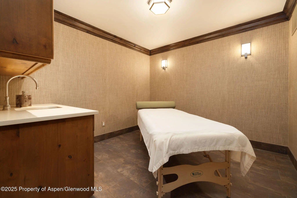 38 of 43 - 463 Borders Road, Avon, CO