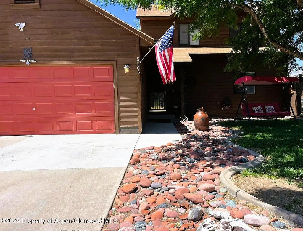 1 of 12 - 2203 Ute Avenue, Rifle, CO