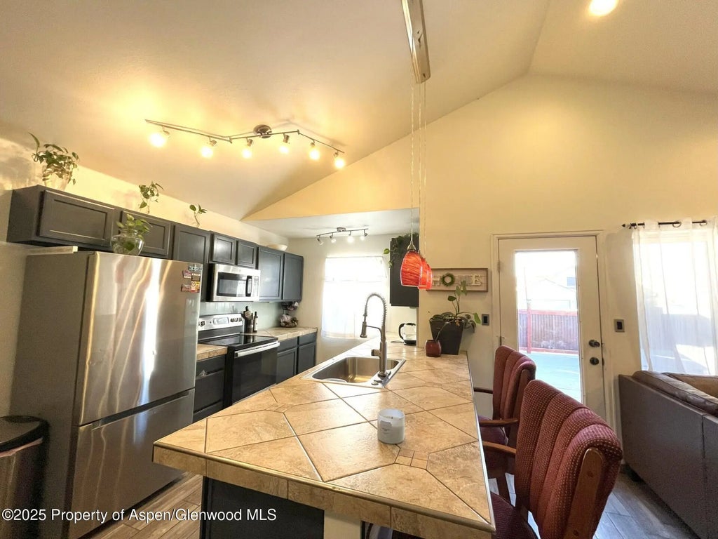 7 of 12 - 2203 Ute Avenue, Rifle, CO