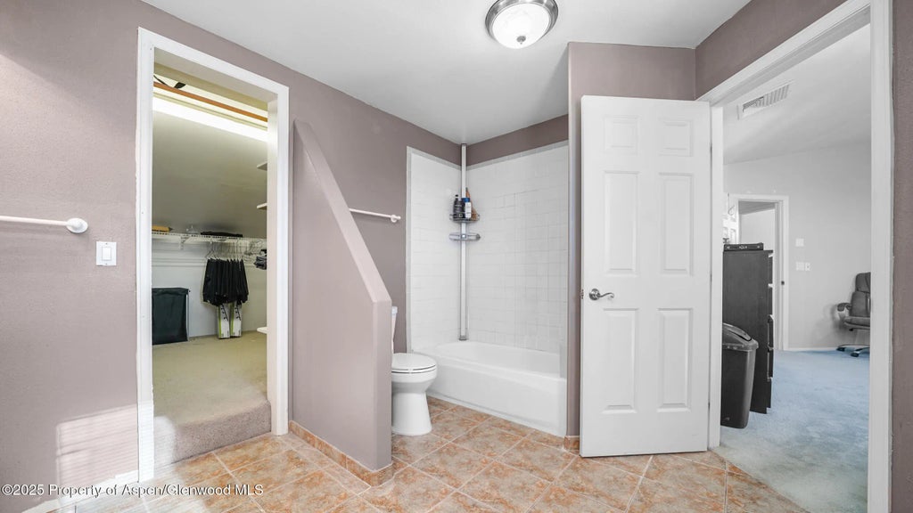 17 of 40 - 949 Edelweiss, Rifle, CO