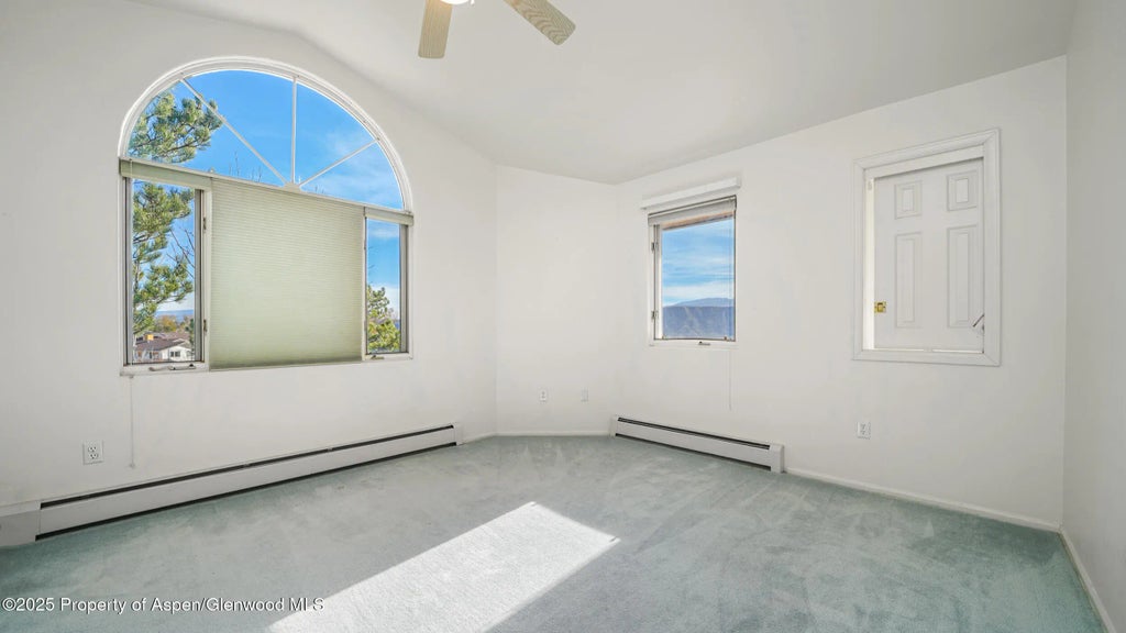 18 of 40 - 949 Edelweiss, Rifle, CO