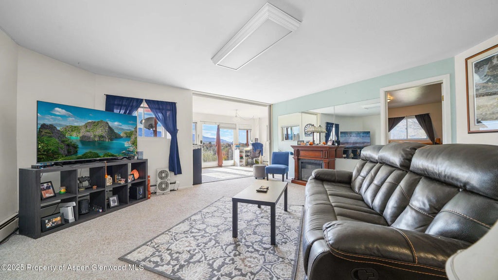 24 of 40 - 949 Edelweiss, Rifle, CO