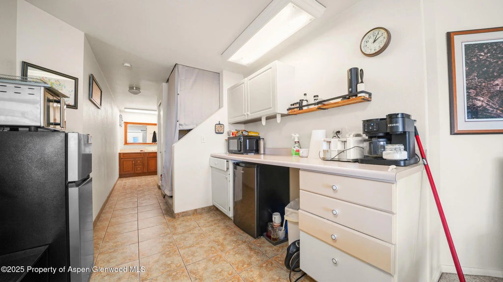 25 of 40 - 949 Edelweiss, Rifle, CO