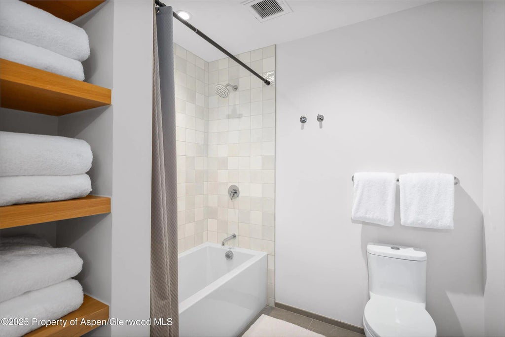 21 of 34 - 119 Wood Road 101, Snowmass Village, CO