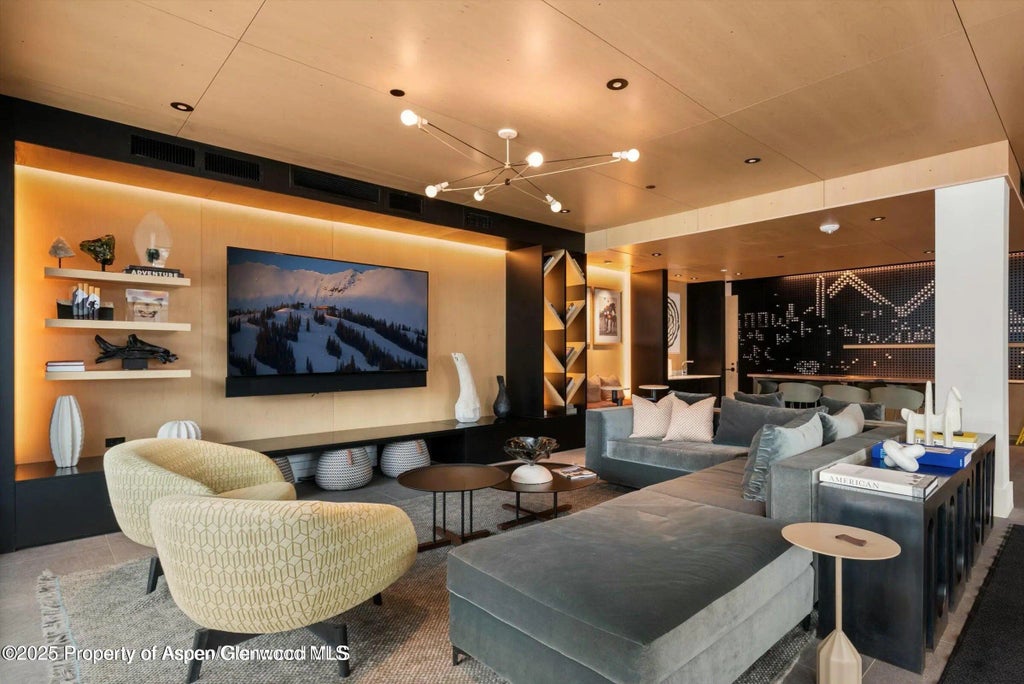 27 of 34 - 119 Wood Road 101, Snowmass Village, CO