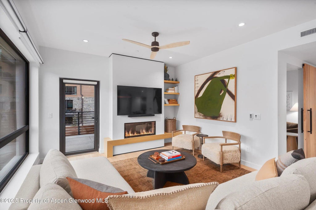 6 of 34 - 119 Wood Road 101, Snowmass Village, CO