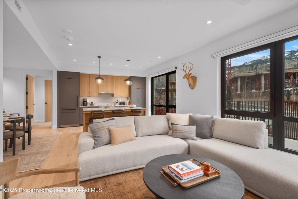 9 of 34 - 119 Wood Road 101, Snowmass Village, CO