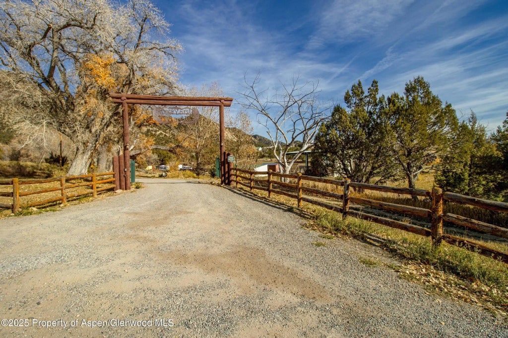 42 of 47 - 240 Lafrenz Circle, Silt, CO