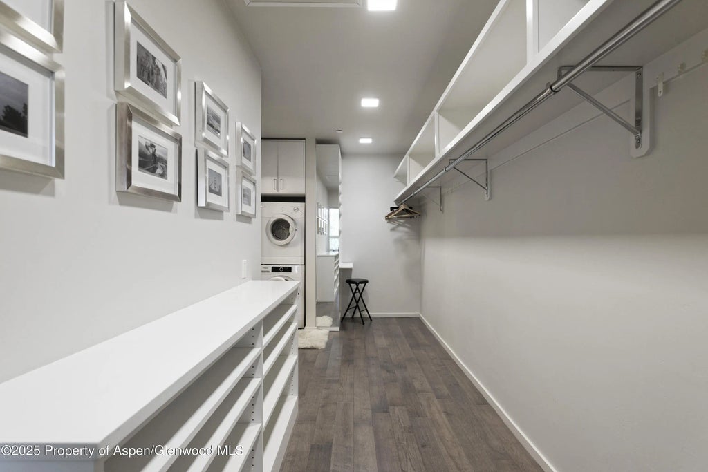 8 of 10 - 104 Evans Road 207, Basalt, CO