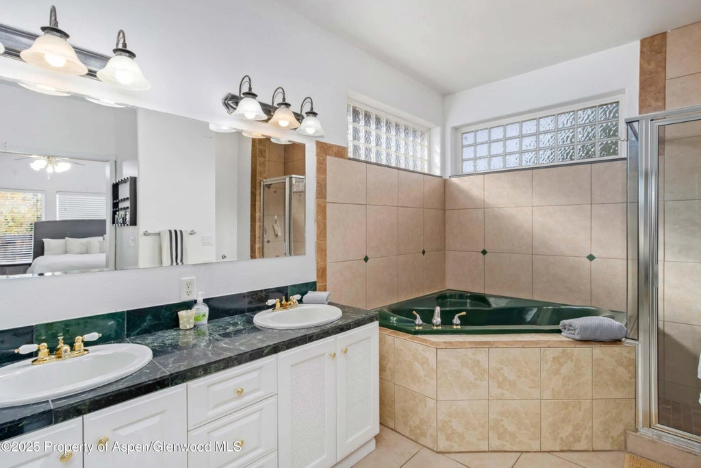 10 of 19 - 27 Snowberry Place, Parachute, CO