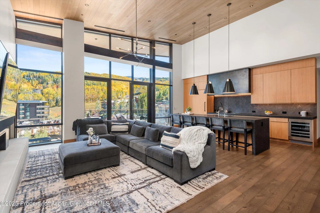 77 Wood Road 706e, Snowmass Village