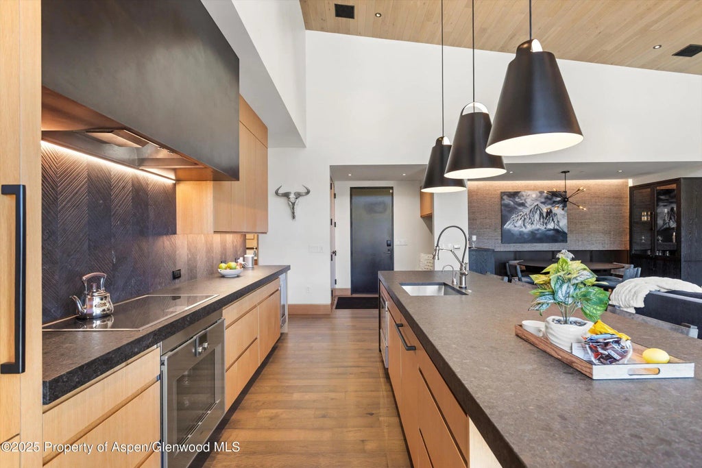 10 of 39 - 77 Wood Road 706e, Snowmass Village, CO