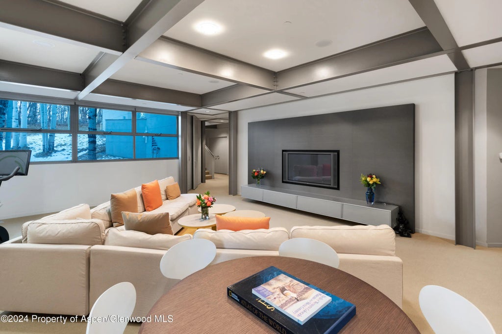 14 of 42 - 821 Cluny Road, Aspen, CO