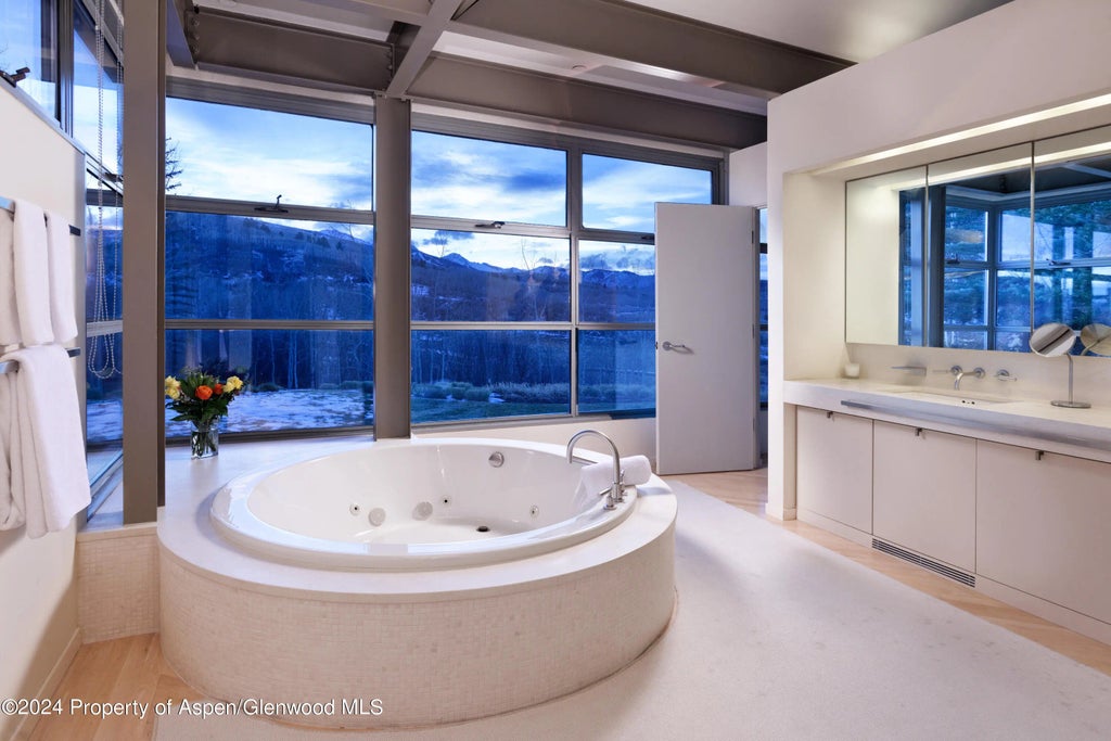 22 of 42 - 821 Cluny Road, Aspen, CO