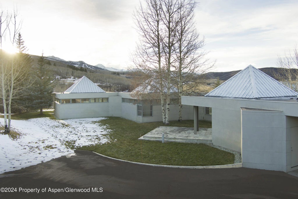 37 of 42 - 821 Cluny Road, Aspen, CO