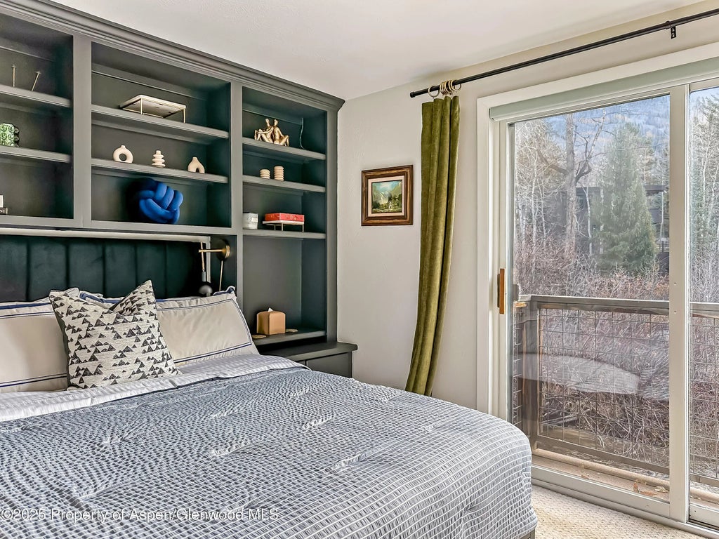 12 of 19 - 1050 Waters Avenue 9, Aspen, CO