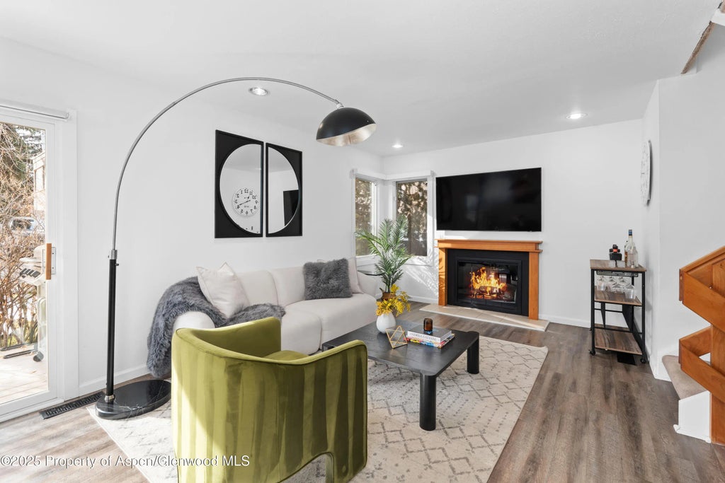 7 of 20 - 814 W Bleeker Street C-1, Aspen, CO