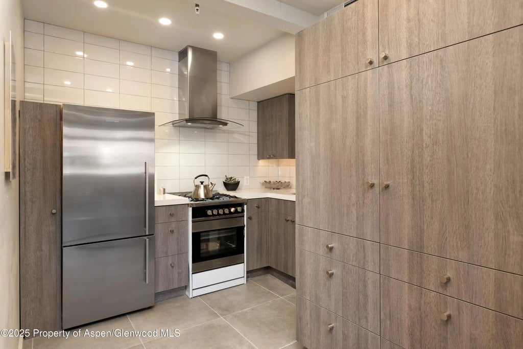 15 of 26 - 600 Carriage Way L-6, Snowmass Village, CO