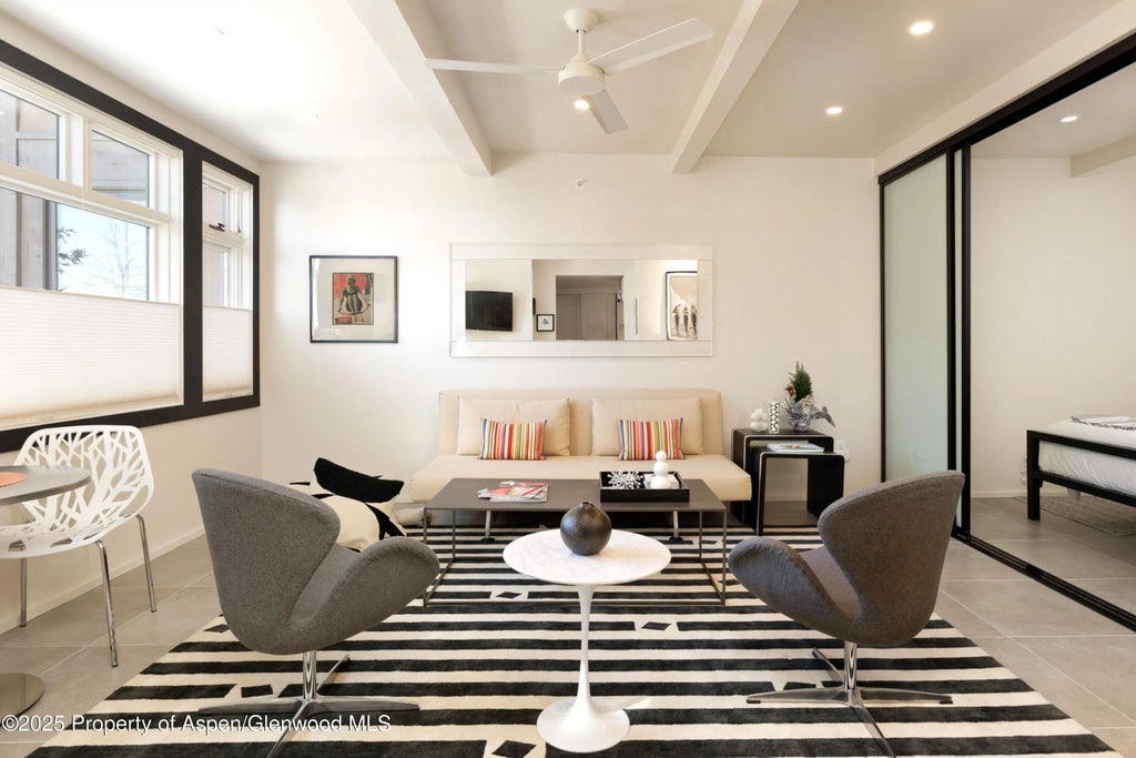 4 of 26 - 600 Carriage Way L-6, Snowmass Village, CO