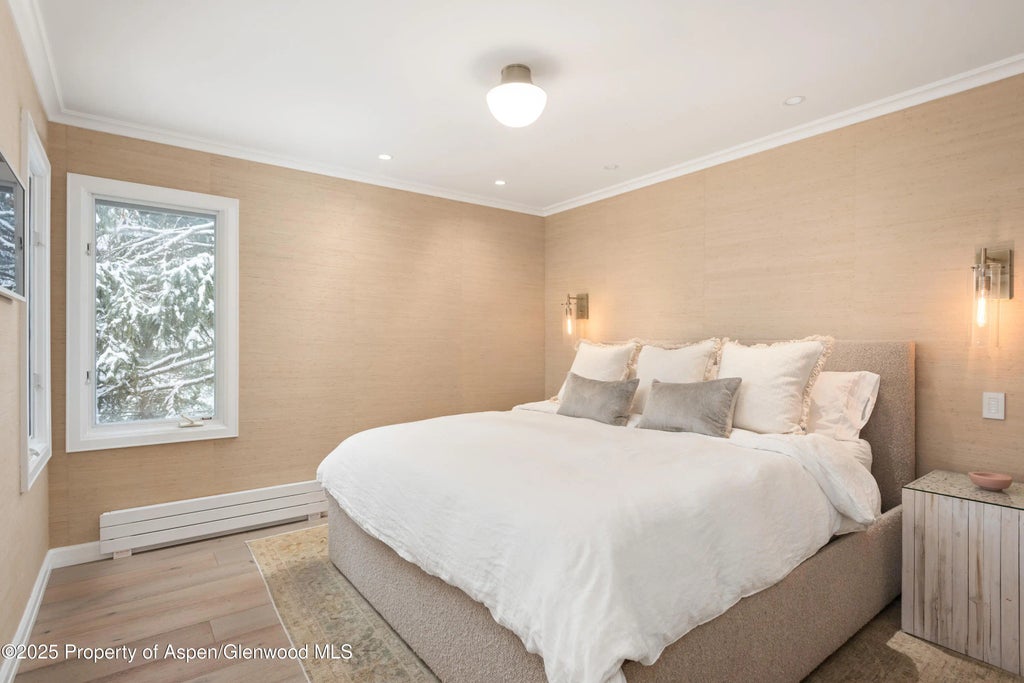 9 of 15 - 814 W Bleeker Street C4, Aspen, CO