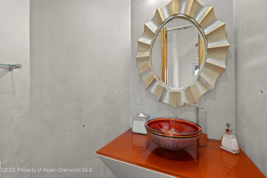 10 of 36 - 824 Bonita Drive, Aspen, CO