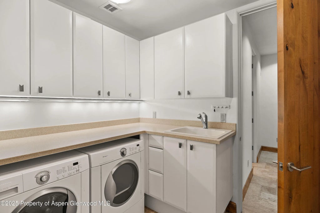 35 of 36 - 824 Bonita Drive, Aspen, CO