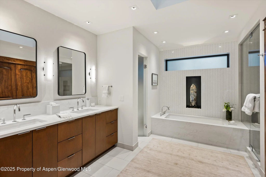 18 of 31 - 1345 Mayflower Court, Aspen, CO