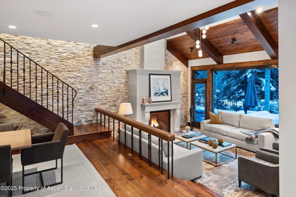 4 of 31 - 1345 Mayflower Court, Aspen, CO