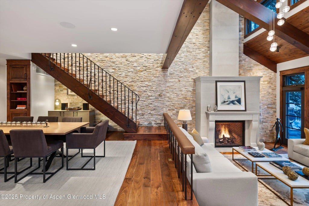 7 of 31 - 1345 Mayflower Court, Aspen, CO