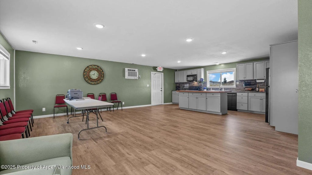 15 of 28 - 412 32 Road, Clifton, CO