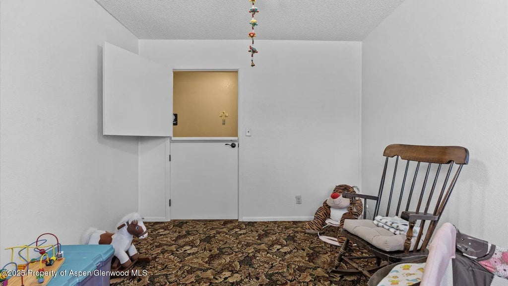 21 of 28 - 412 32 Road, Clifton, CO