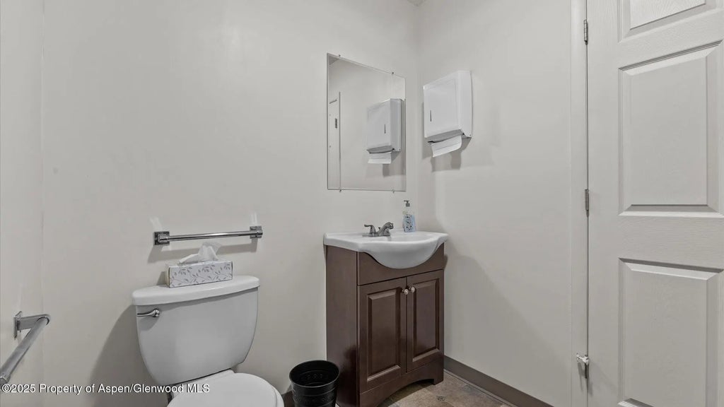 22 of 28 - 412 32 Road, Clifton, CO