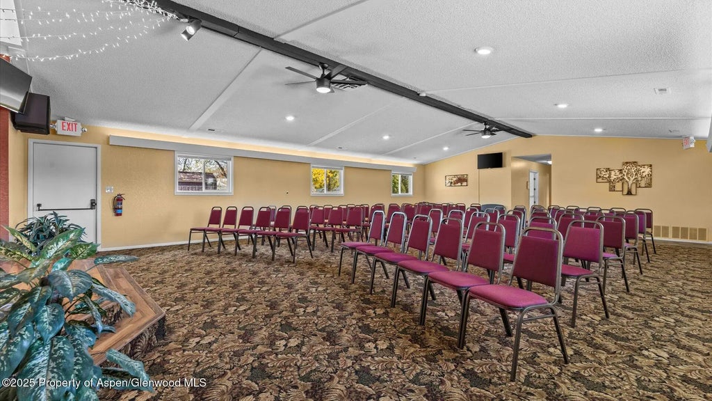 9 of 28 - 412 32 Road, Clifton, CO