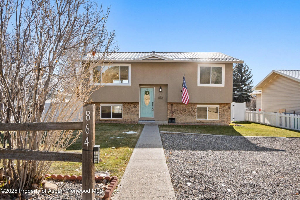 1 of 33 - 864 Hill Street, Meeker, CO