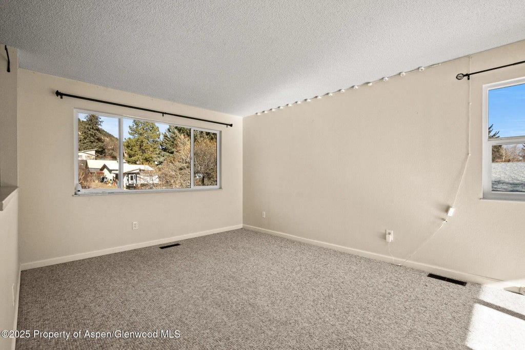 4 of 33 - 864 Hill Street, Meeker, CO