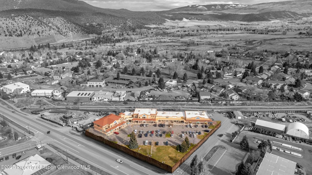 5 of 11 - 600 Co-133 21, Carbondale, CO