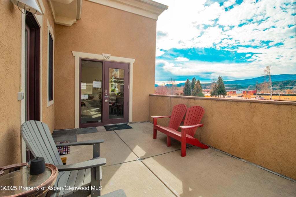 7 of 11 - 600 Co-133 21, Carbondale, CO