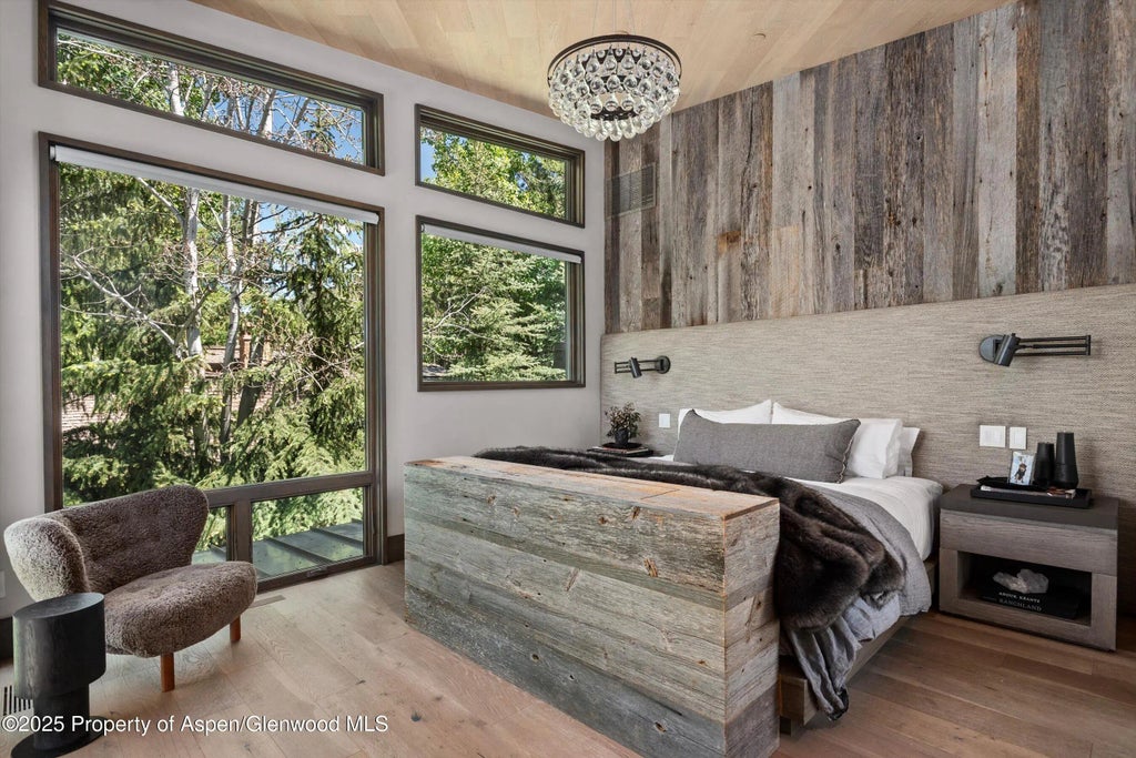 25 of 50 - 62 Bennett Court, Aspen, CO