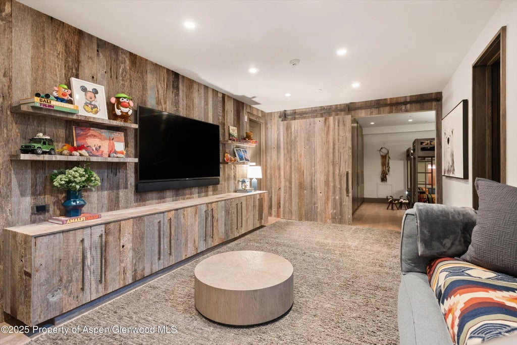 43 of 50 - 62 Bennett Court, Aspen, CO