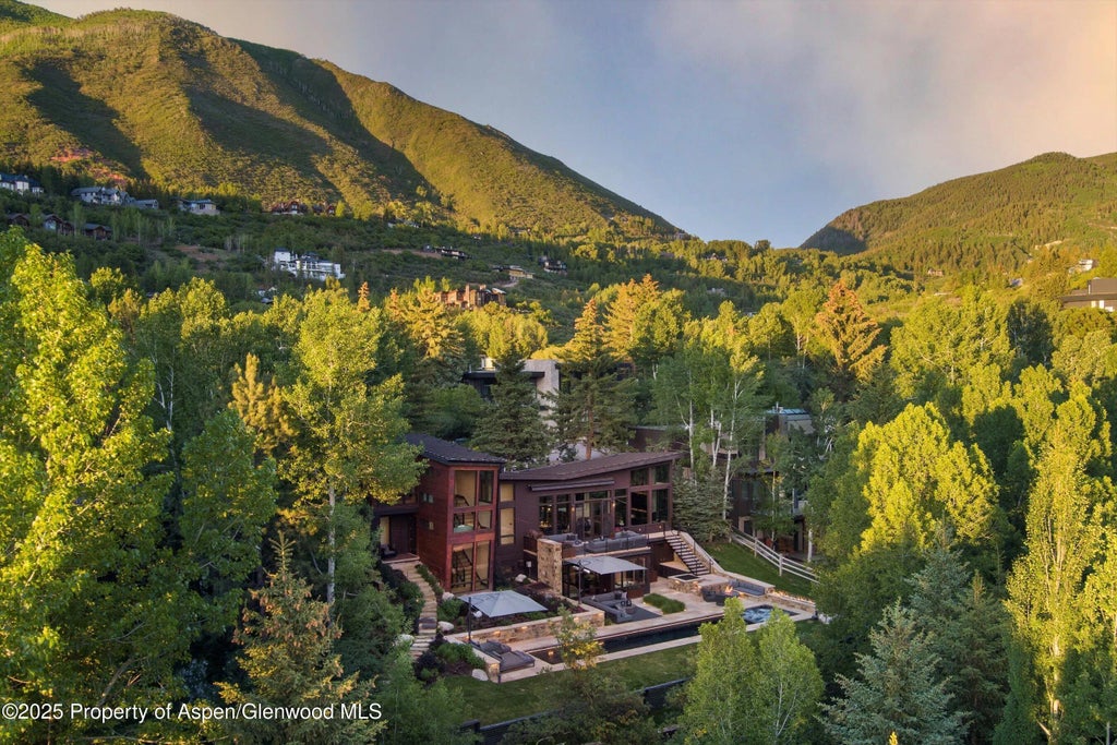 48 of 50 - 62 Bennett Court, Aspen, CO