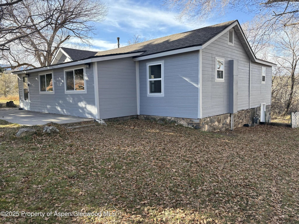 10 of 48 - 245 County Road 338, Parachute, CO