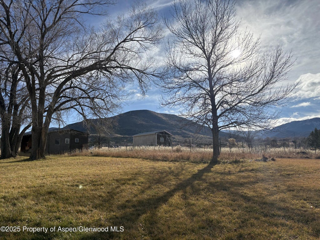 30 of 48 - 245 County Road 338, Parachute, CO