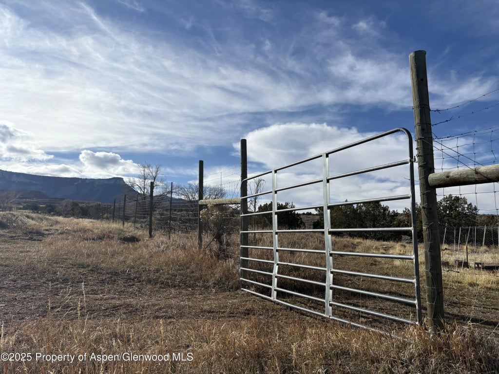 35 of 48 - 245 County Road 338, Parachute, CO