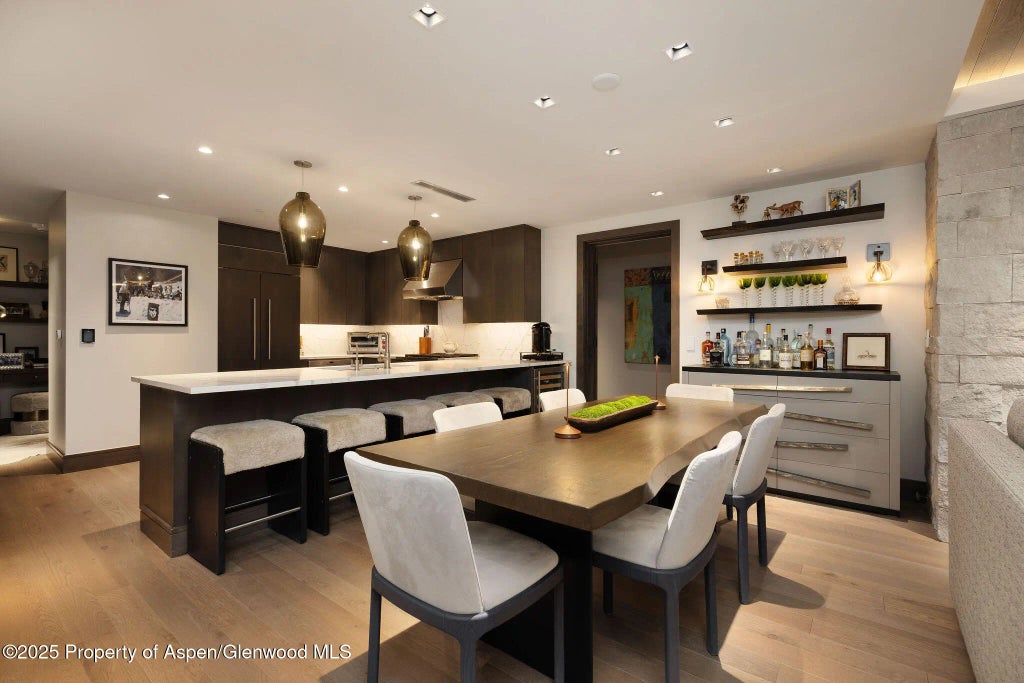 4 of 17 - 430 S Frontage Road Ru-205, Vail, CO