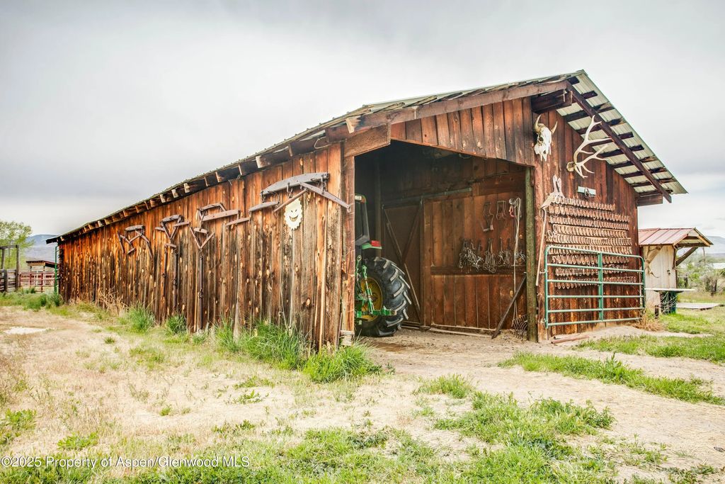 7 of 27 - 1951 I-70 Frontage Road, De Beque, CO