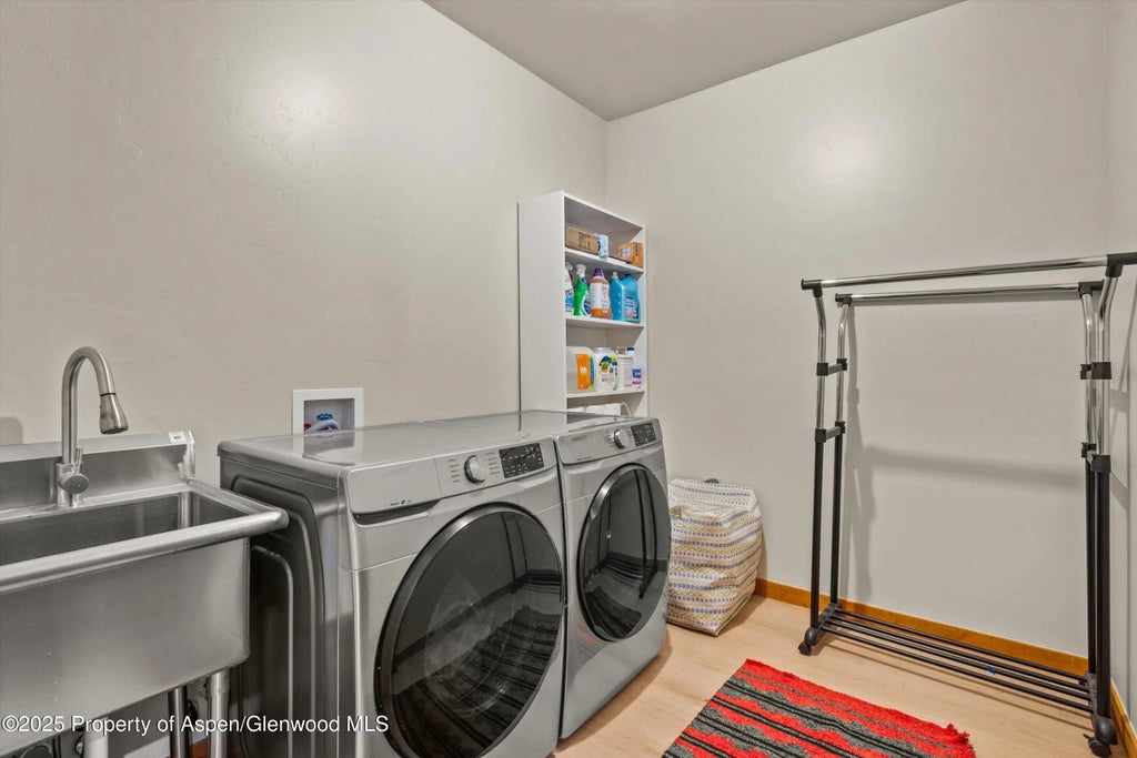 32 of 42 - 125 Co Rd 127, Glenwood Springs, CO