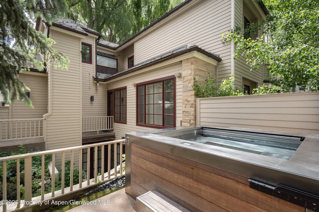 34 of 35 - 504 N 8th Street, Aspen, CO